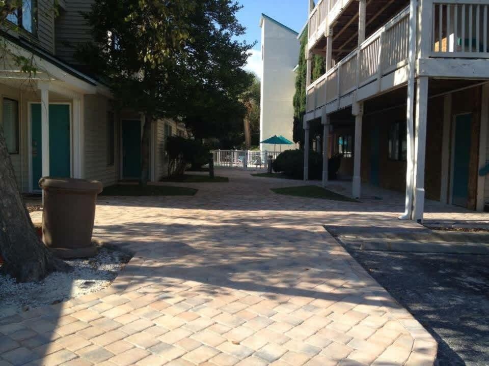 *A Family Retreat*Pool*Steps To The Beach*Approved Dogs*D18-9 شاطئ ميرتل المظهر الخارجي الصورة