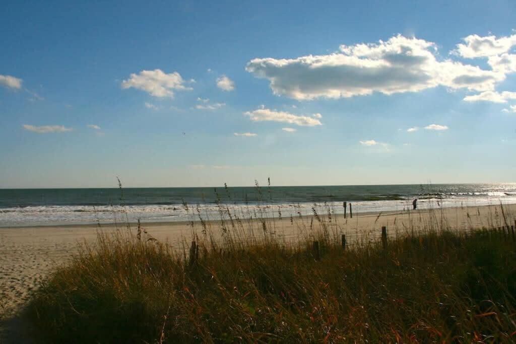 *A Family Retreat*Pool*Steps To The Beach*Approved Dogs*D18-9 شاطئ ميرتل المظهر الخارجي الصورة